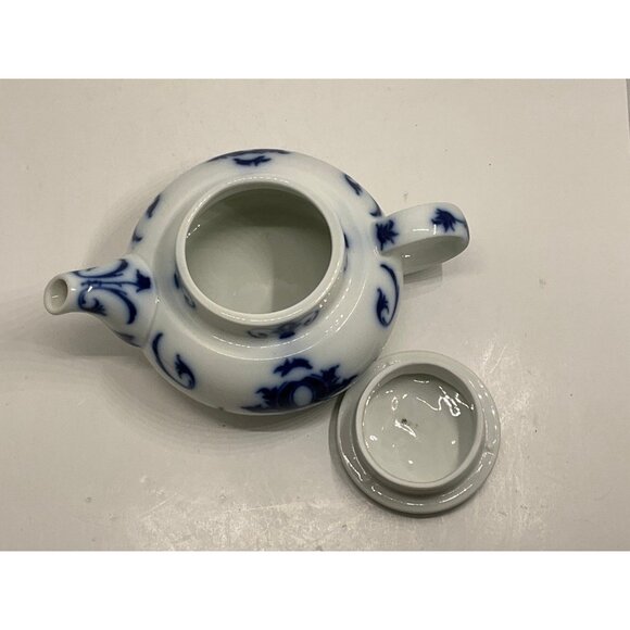 B&G Denmark Copenhagen Porcelin Blue and White Teapot 653 - Picture 7 of 9